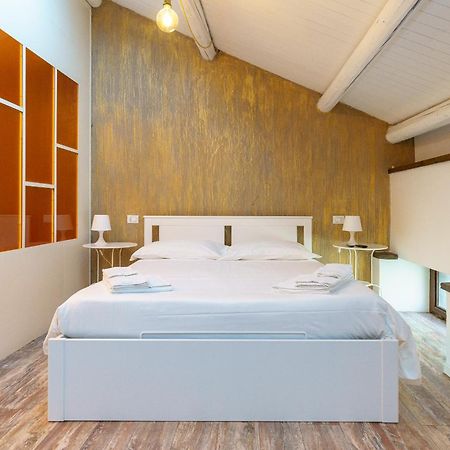 Proserpina Apartment Catania Bagian luar foto